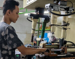 Proses Press Sepatu